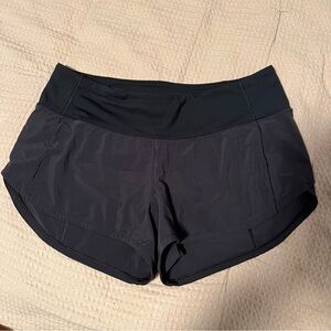 lululemon shorts 4 black